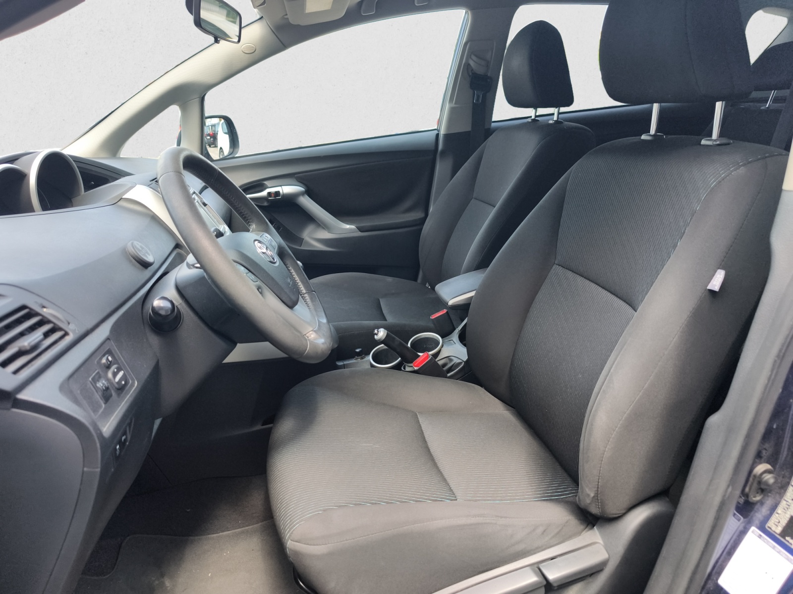 TOYOTA VERSO 2.0 D-4D 125CV 7 PLAZAS 6 VELOCIDADES