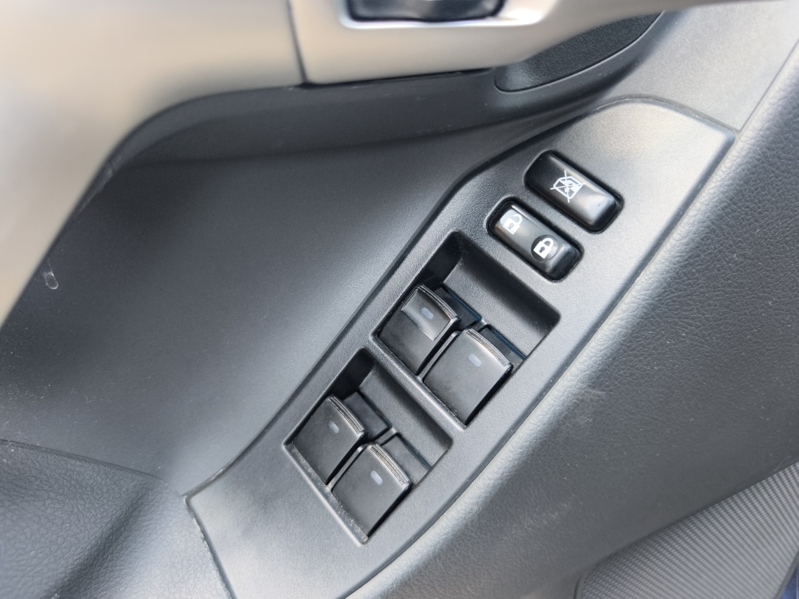 TOYOTA VERSO 2.0 D-4D 125CV 7 PLAZAS 6 VELOCIDADES
