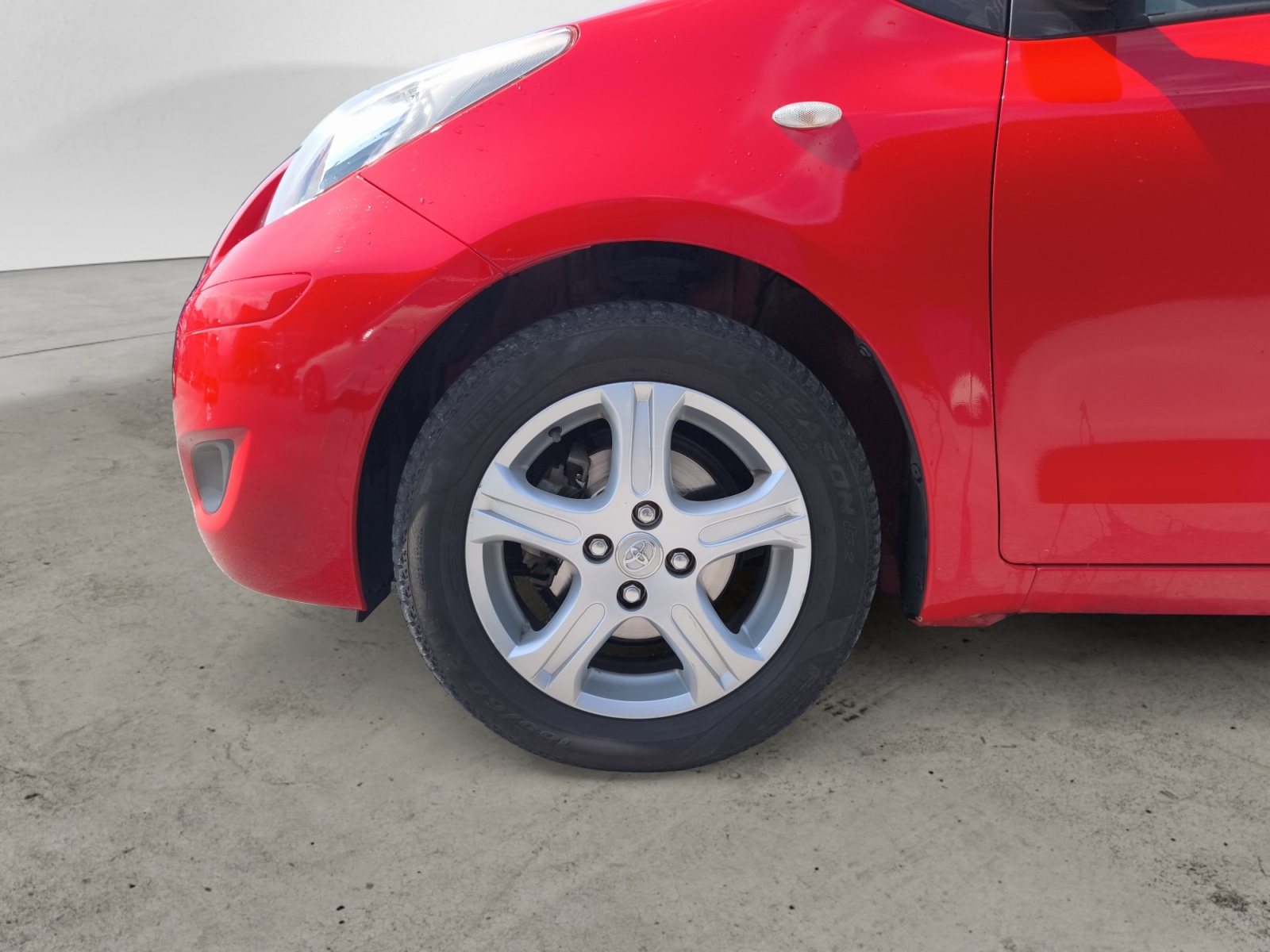 TOYOTA YARIS 1.4 D-4D 90CV 6VELOCIDADES