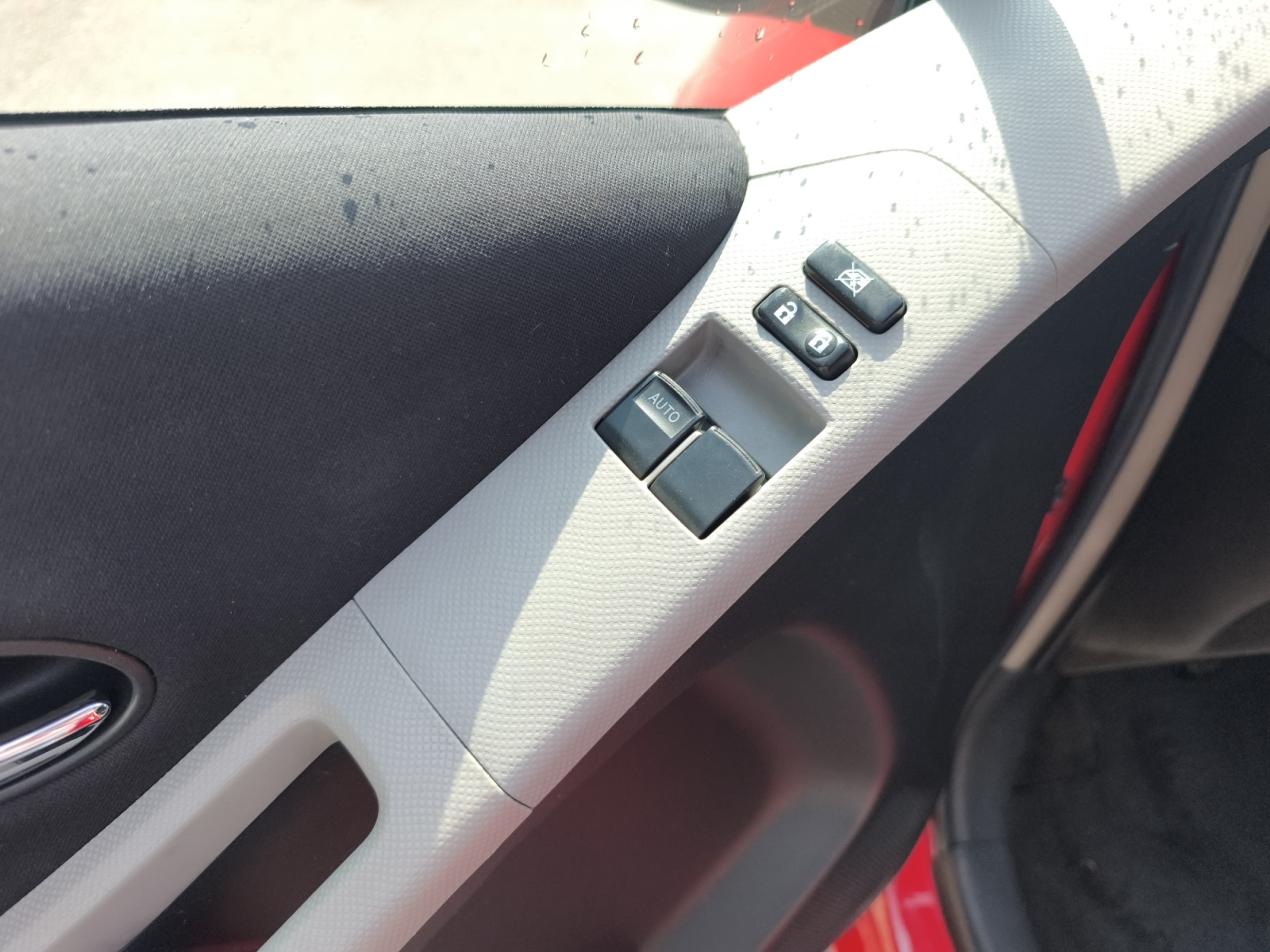 TOYOTA YARIS 1.4 D-4D 90CV 6VELOCIDADES