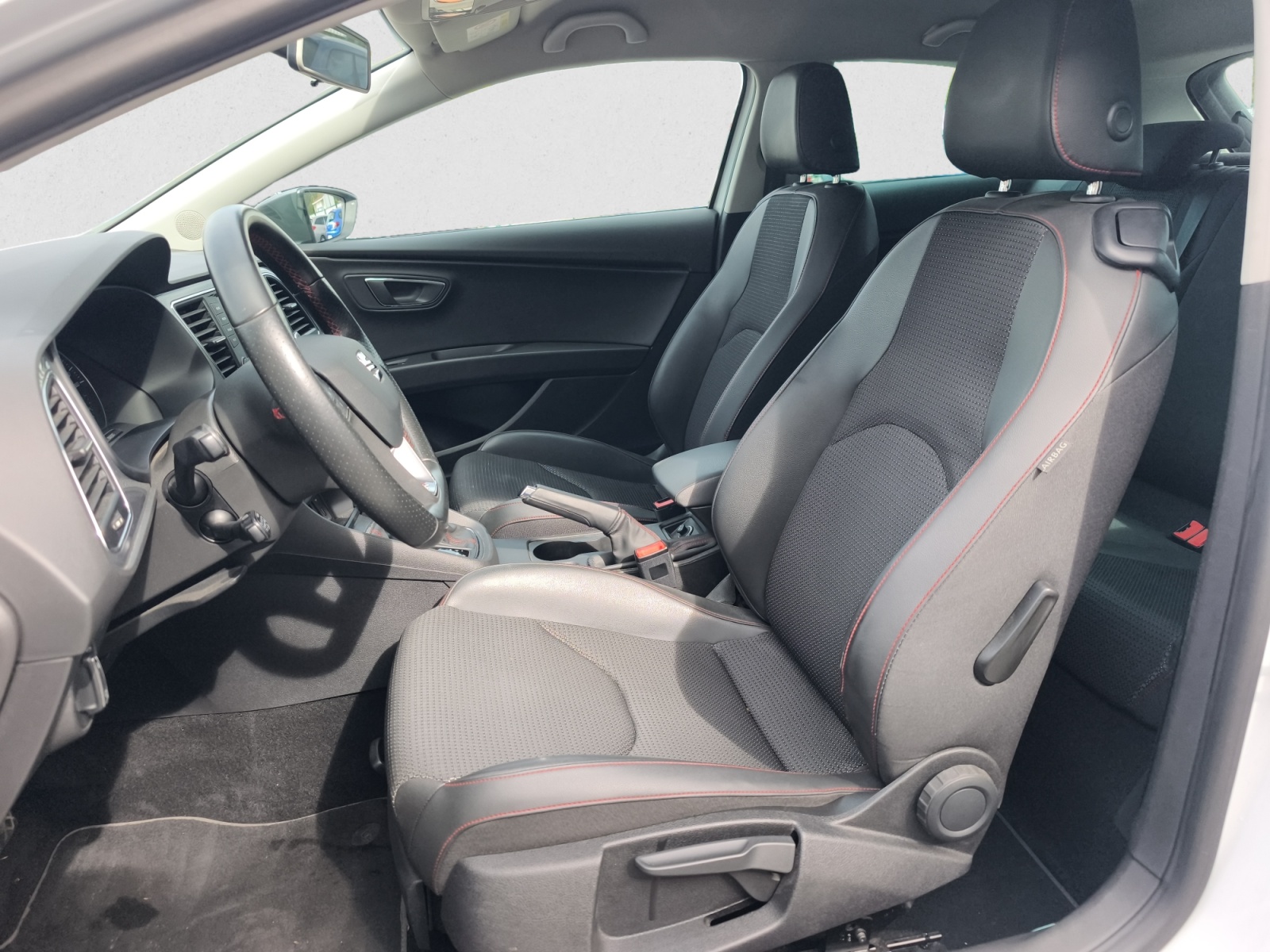 SEAT LEON 2.0 TDI 184CV DSG