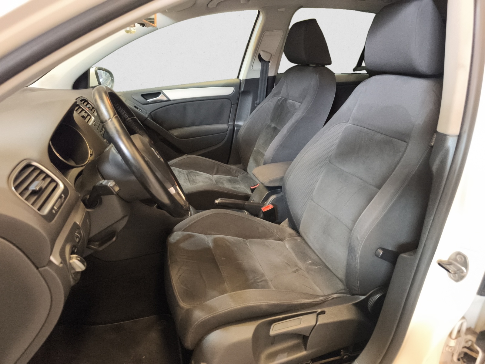 VOLKSWAGEN GOLF VI 2.0 TDI 110CV