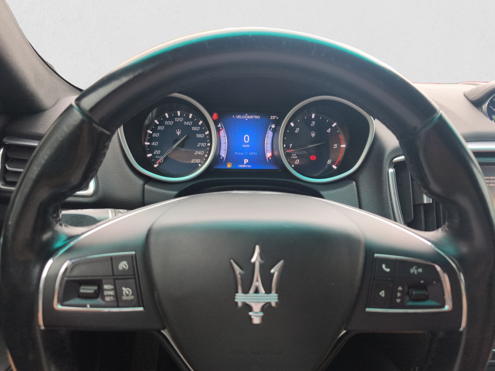 MASERATI GHIBLI 3.0 V6 275CV