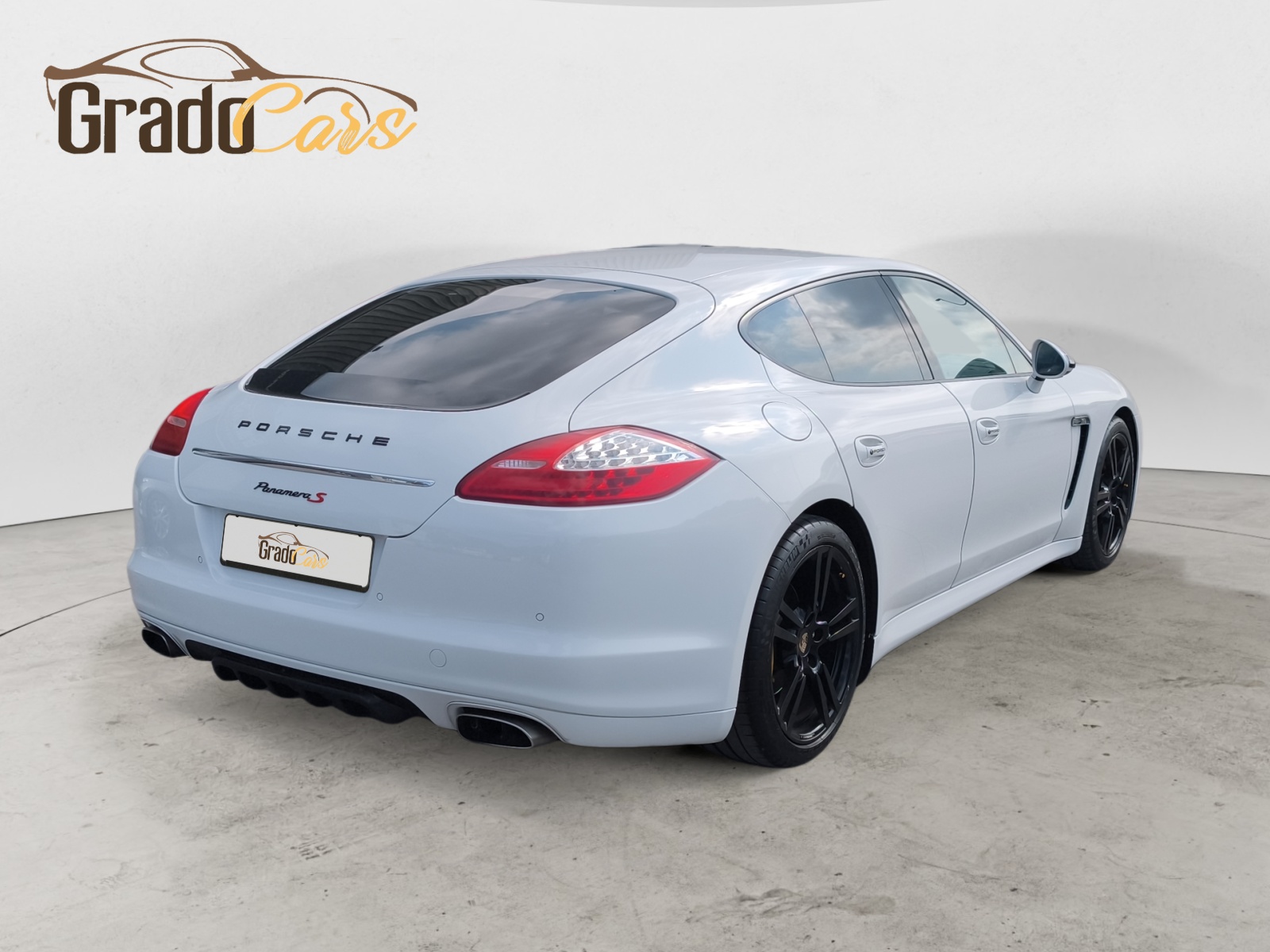 PORSCHE PANAMERA V6 diésel 3.0 TDI de 250 CV