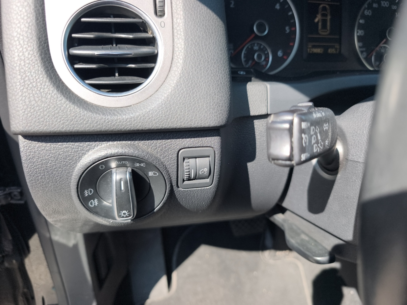 VOLKSWAGEN TIGUAN 2.0 TDI 140CV DSG 4MOTION