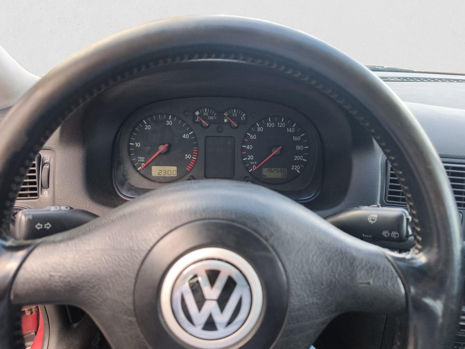VOLKSWAGEN GOLF 1.9 TDI 110CV