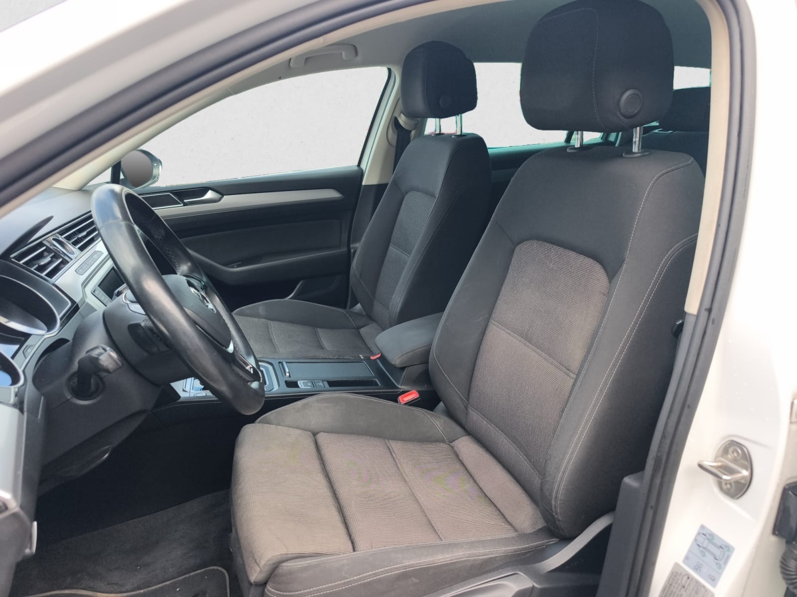 VOLKSWAGEN PASSAT ADVANCE 2.0 TDI 150CV