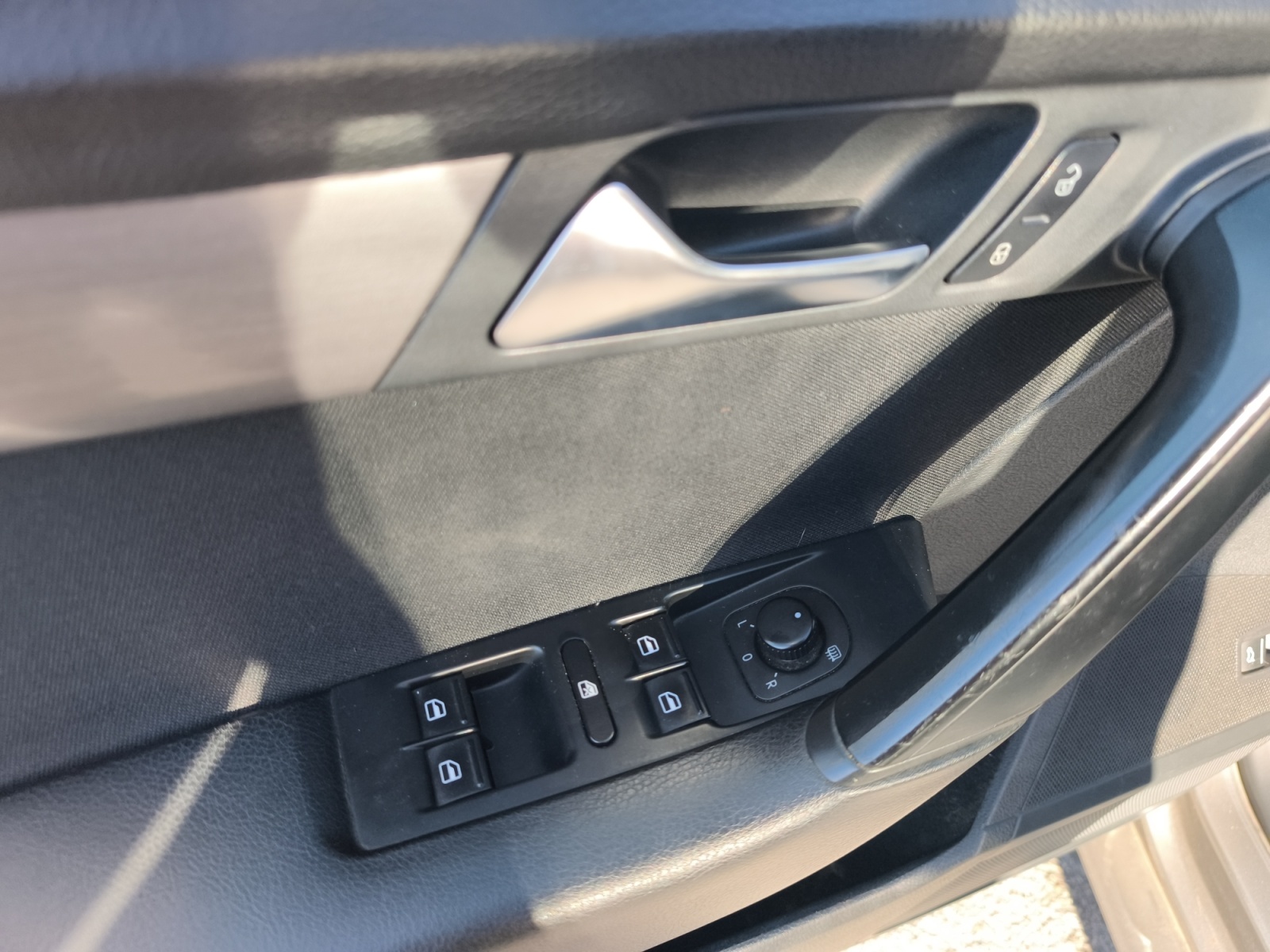 VOLKSWAGEN PASSAT VARIANT 2.0 TDI 140CV
