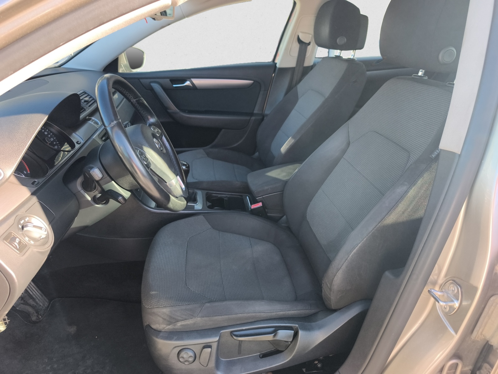 VOLKSWAGEN PASSAT VARIANT 2.0 TDI 140CV