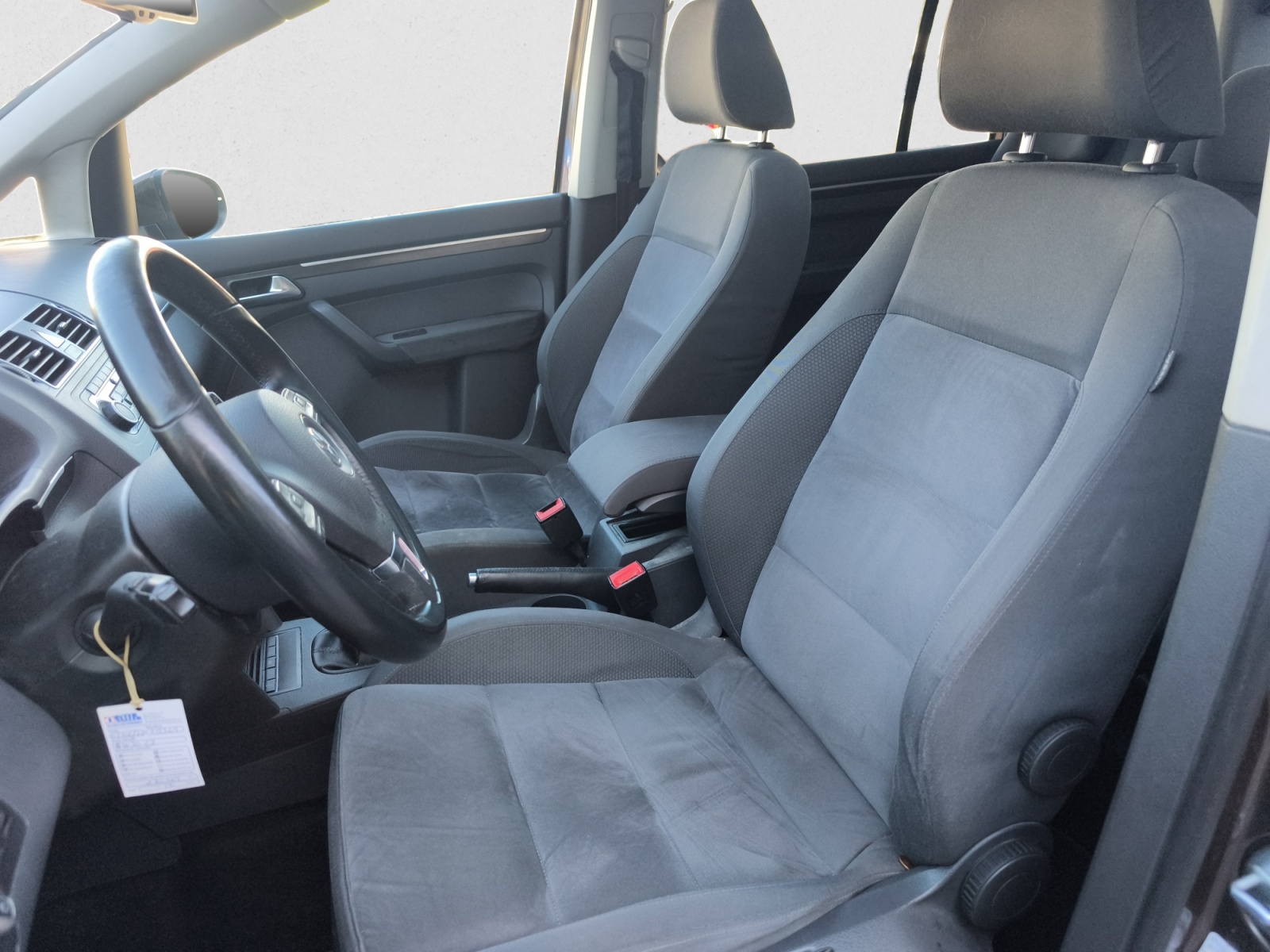 VOLKSWAGEN TOURAN 2.0 TDI 140CV SPORT 7 PLAZAS
